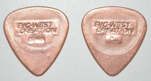 Медиатор BWC, медь, teardrop, 1мм. ― Guitar-Supply.ru